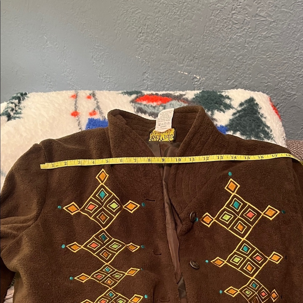 Bob Mockie Brown Jacket with Embroidered Patterns Wearable Art - Picture 6 of 9